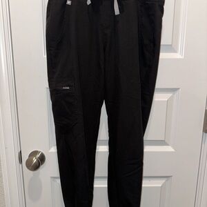 FIGS 🖤 Black Zamora Jogger Scrub Pants